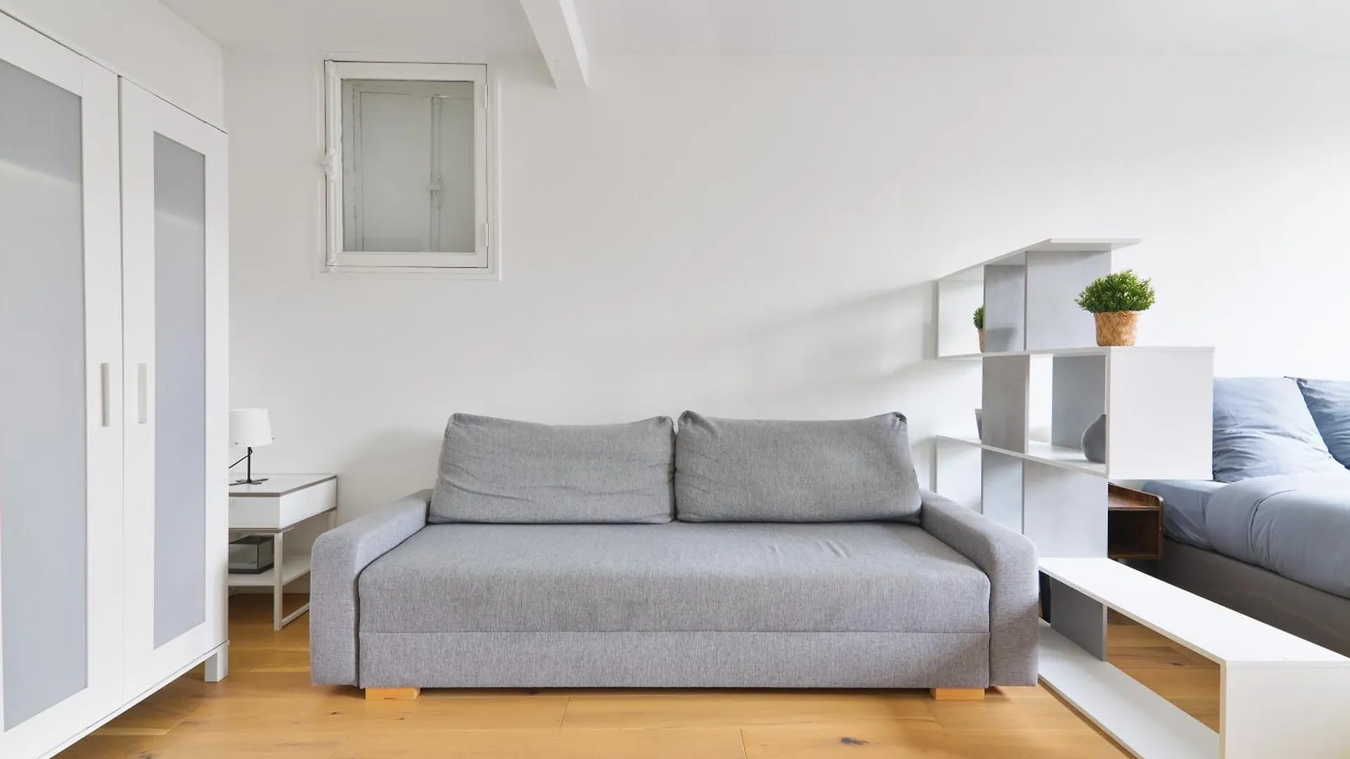 - Quartier Champs-elysees 5 Free Netflix * פריז